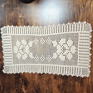2x Vintage hand crochet Doillie/Runner 11x12